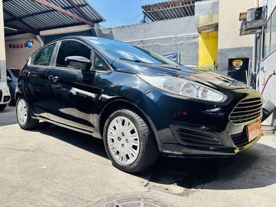 FORD-FIESTA-2015