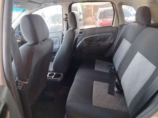FORD-FIESTA-1.6 MPI CLASS HATCH 8V FLEX 4P MANUAL FORD-FIESTA-2010