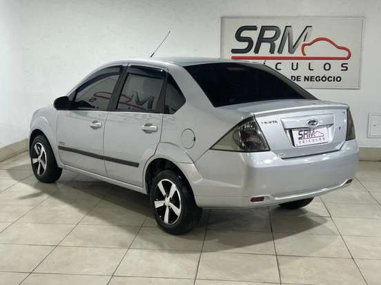 FORD-FIESTA-1.6 MPI CLASS SEDAN 8V FLEX 4P MANUAL FORD-FIESTA-2010