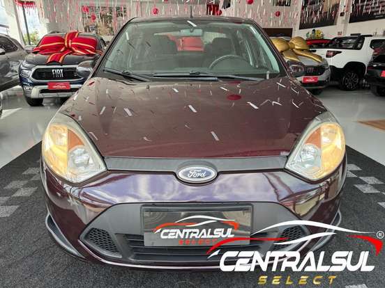 FORD-FIESTA-2010