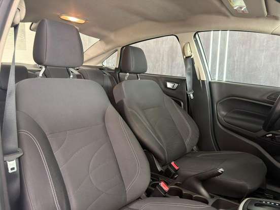 FORD-FIESTA-1.6 SE SEDAN 16V FLEX 4P POWERSHIFT FORD-FIESTA-2015