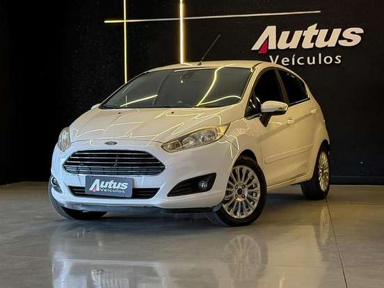 FORD-FIESTA-2014