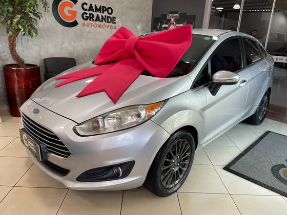 FORD FIESTA 1.6 TITANIUM HATCH 16V FLEX 4P POWERSHIFT