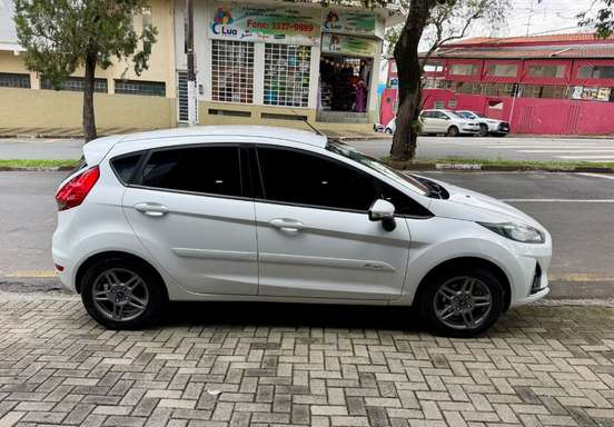 FORD-FIESTA-2018