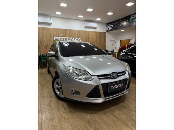 FORD FOCUS 1.6 S 16V FLEX 4P MANUAL
