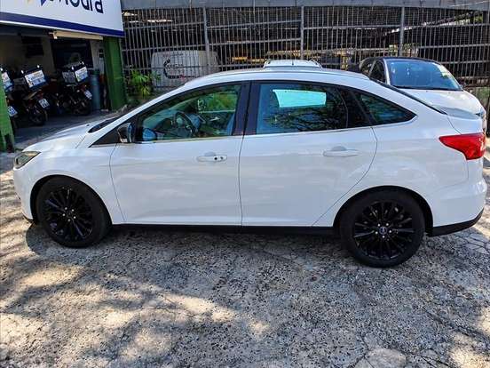 FORD-FOCUS-2.0 TITANIUM 16V FLEX 4P POWERSHIFT FORD-FOCUS-2016
