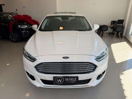FORD-FUSION-2015