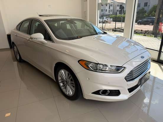 FORD-FUSION-2015