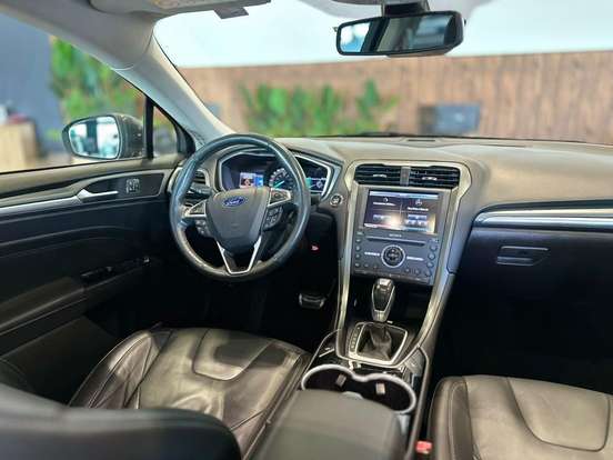 FORD-FUSION-2016