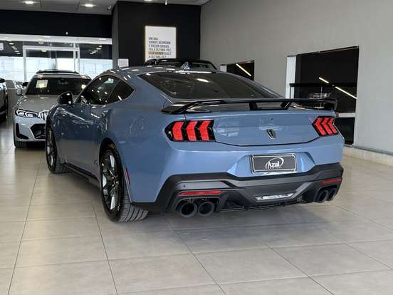 FORD-MUSTANG-2025