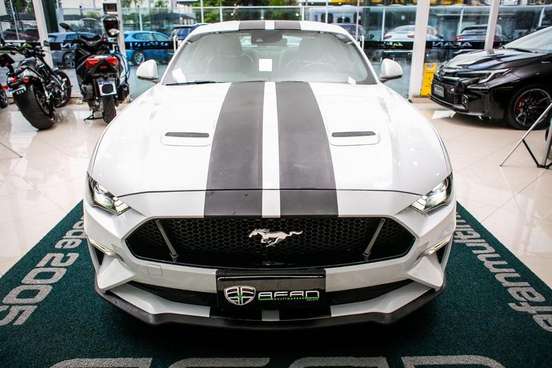 FORD-MUSTANG-2018