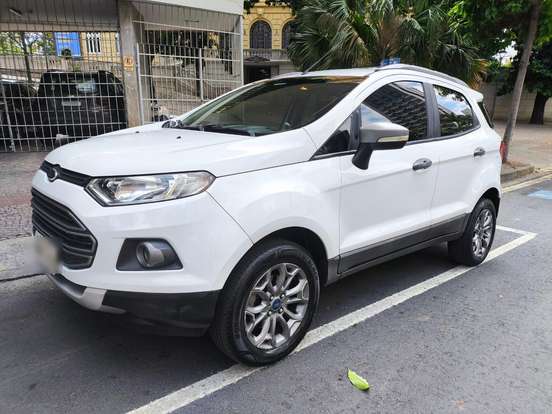 FORD-ECOSPORT-2015