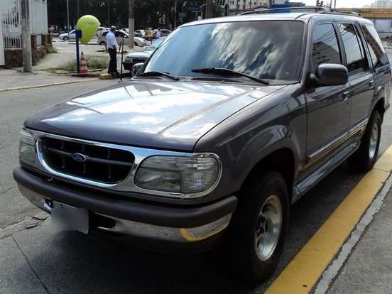 FORD-EXPLORER-4.0 XLT 4X4 V6 GASOLINA 4P AUTOMÁTICO FORD-EXPLORER-1997