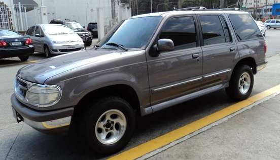 FORD-EXPLORER-1997