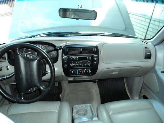 FORD-EXPLORER-4.0 XLT 4X4 V6 GASOLINA 4P AUTOMÁTICO FORD-EXPLORER-1997