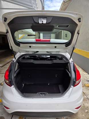 FORD-FIESTA-2015