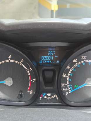FORD-FIESTA-2015