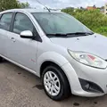FORD FIESTA 1.6 SE HATCH 16V FLEX 4P MANUAL FORD FIESTA 1.6 SE HATCH 16V FLEX 4P MANUAL