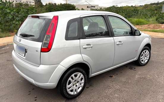 FORD-FIESTA-2012