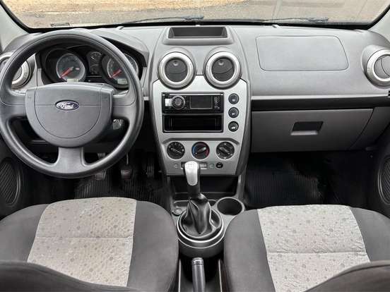 FORD-FIESTA-1.6 SE HATCH 16V FLEX 4P MANUAL FORD-FIESTA-2012