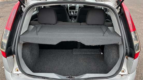 FORD-FIESTA-2012