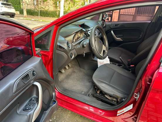 FORD-FIESTA-1.6 SE HATCH 16V FLEX 4P MANUAL FORD-FIESTA-2012