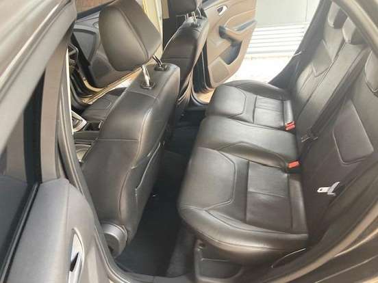 FORD-FOCUS-2.0 SE PLUS 16V FLEX 4P POWERSHIFT FORD-FOCUS-2016