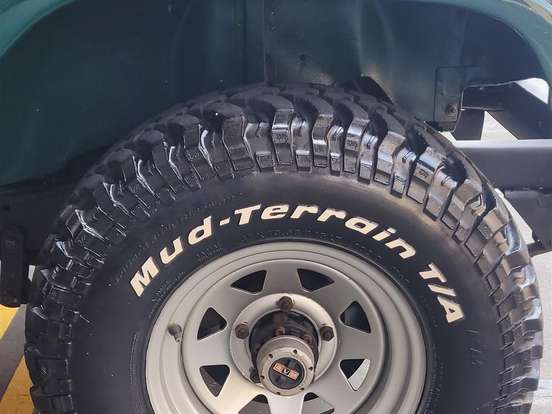 FORD-JEEP-CJ-5 FORD-JEEP-1976