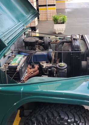 FORD-JEEP-1976