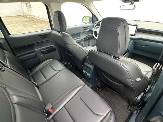 FORD-MAVERICK-2.0 ECOBOOST GASOLINA BLACK AUTOMÁTICO FORD-MAVERICK-2025