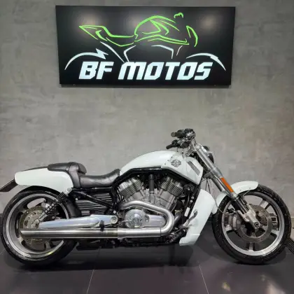 HARLEY-DAVIDSON V-ROD MUSCLE 