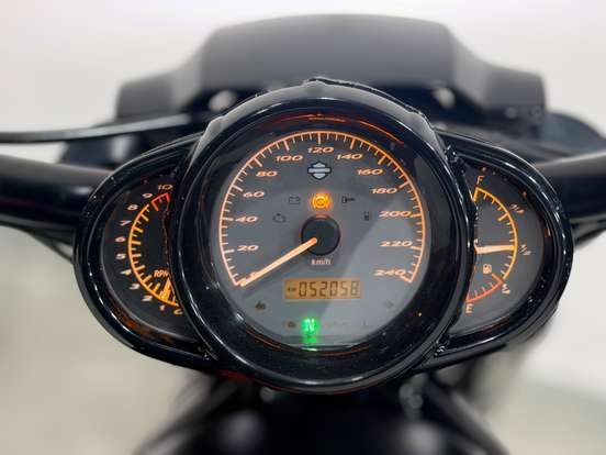 HARLEY-DAVIDSON-V-ROD 10TH ANNIVERSARY EDITION HARLEY-DAVIDSON-V-ROD 10TH ANNIVERSARY EDITION-2012