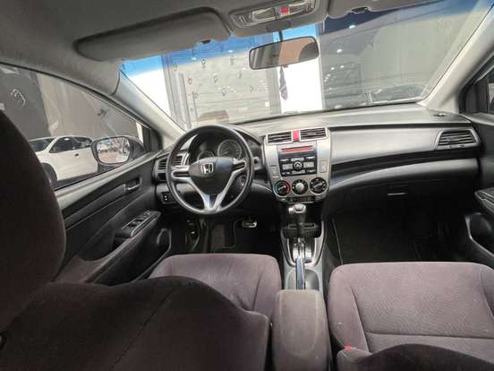 HONDA-CITY-1.5 LX 16V FLEX 4P AUTOMÁTICO HONDA-CITY-2013