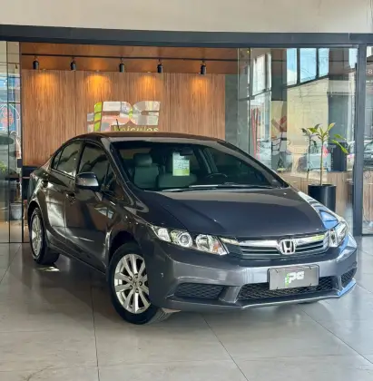 HONDA CIVIC 1.8 LXS 16V FLEX 4P AUTOMÁTICO