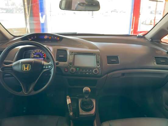 HONDA-CIVIC-1.8 LXS 16V FLEX 4P MANUAL HONDA-CIVIC-2009