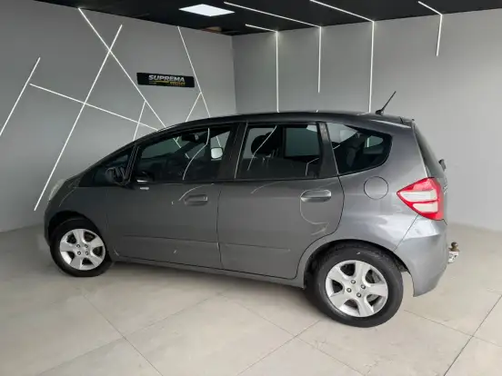 HONDA-FIT-1.4 LX 16V FLEX 4P MANUAL HONDA-FIT-2009