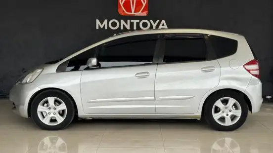 HONDA-FIT-2008