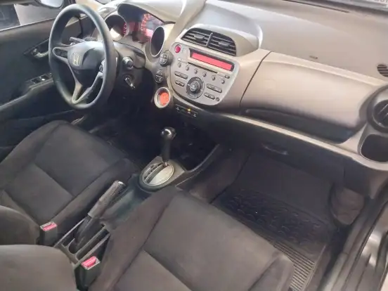 HONDA-FIT-2012