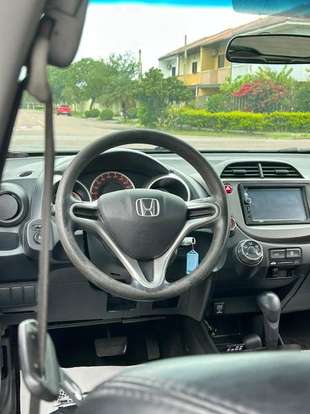 HONDA-FIT-2011
