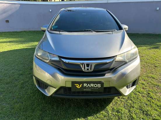 HONDA-FIT-2015