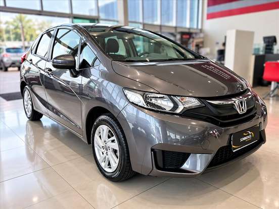 HONDA-FIT-2016