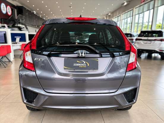 HONDA-FIT-2016