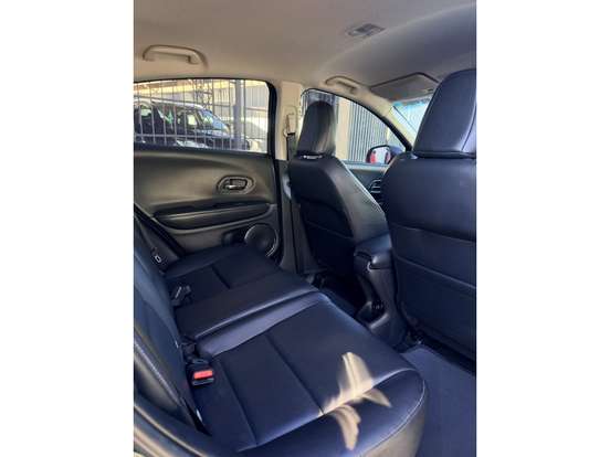 HONDA-HR-V-2021