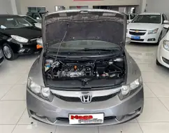 HONDA CIVIC 1.8 LXS 16V FLEX 4P AUTOMÁTICO HONDA CIVIC 1.8 LXS 16V FLEX 4P AUTOMÁTICO