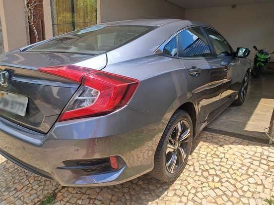 HONDA-CIVIC-2018