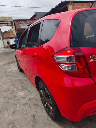 HONDA-FIT-2013