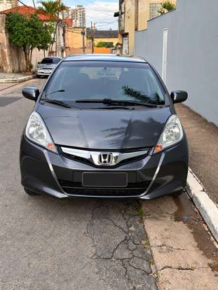 HONDA-FIT-2012