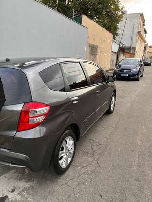 HONDA-FIT-2012