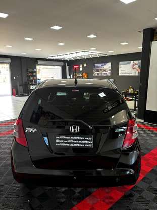 HONDA-FIT-2009
