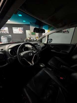 HONDA-FIT-2009